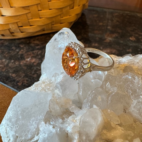 Stunning Sterling Silver Padparadscha Sapphire Ring Size 7.25 - Picture 3 of 16